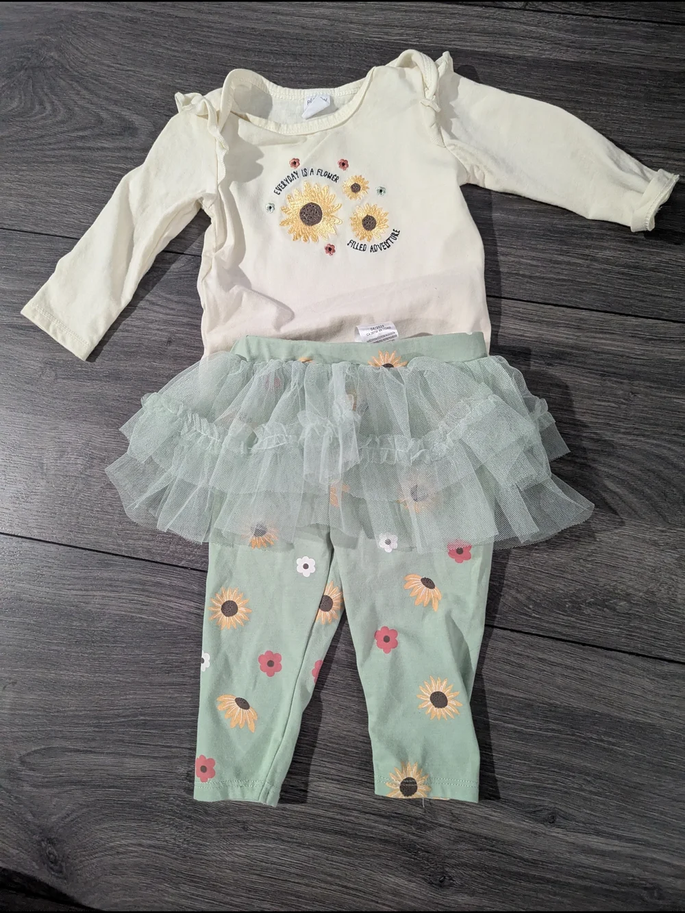 Girls Cream Sunflower Top & Mint Tulle Legging Set